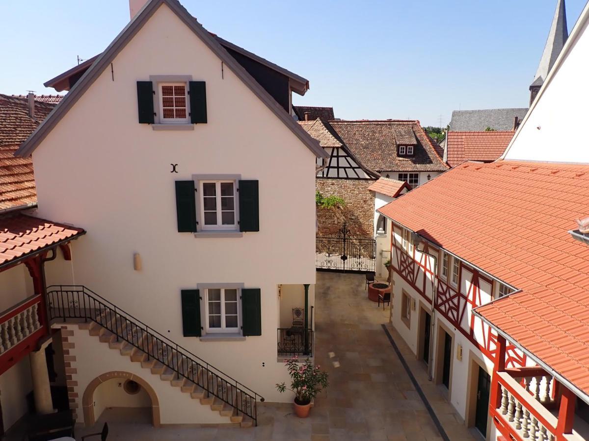 Karlbacher Domizil Ferienwohnungen Grosskarlbach Exterior photo